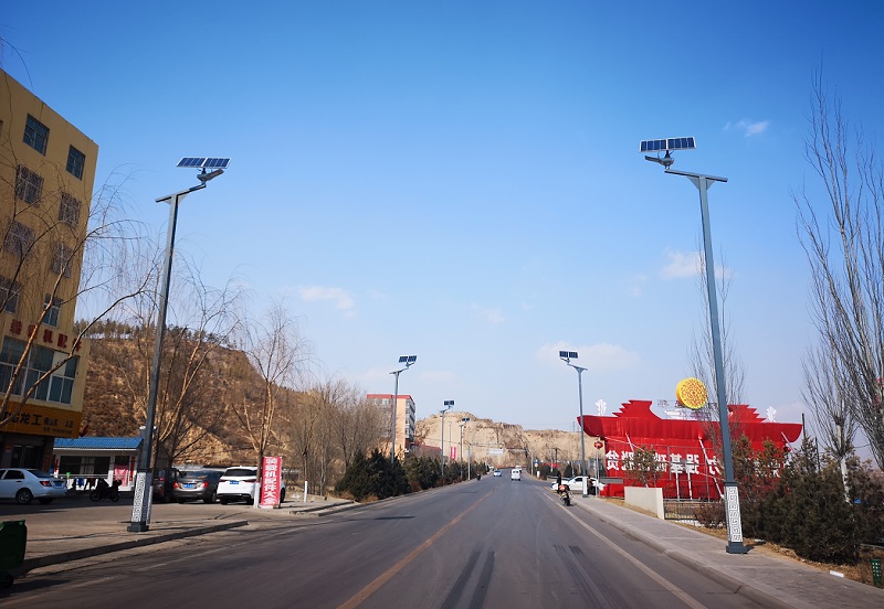 太陽能路燈廠家解讀太陽能路燈發展趨勢