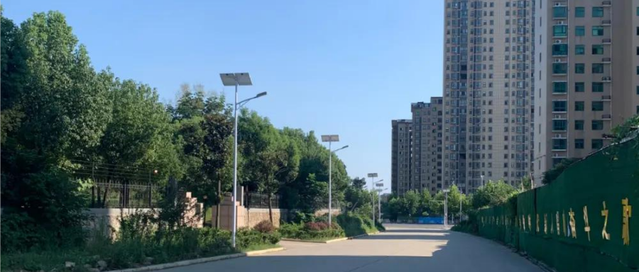 云鵬燈〡九萬里風安稅駕，云鵬今悔不卑飛